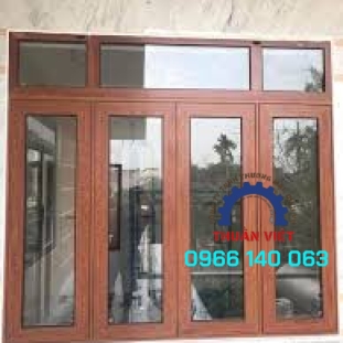 CỬA NHÔM XINGFA 4 CÁNH GIẢ GỖ CHẤT LƯỢNG GIÁ RẺ QUẬN 12