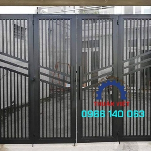 CỬA SẮT MẪU MỚI GIÁ RẺ TẠI QUẬN 8