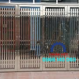 CỬA INOX 4 CÁNH GIÁ RẺ TẠI QUẬN 7