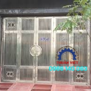 CỬA INOX 4 CÁNH GIÁ RẺ TẠI QUẬN 6