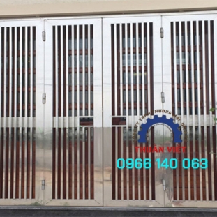 CỬA INOX ĐẸP CAO CẤP Ở Q10 TPHCM