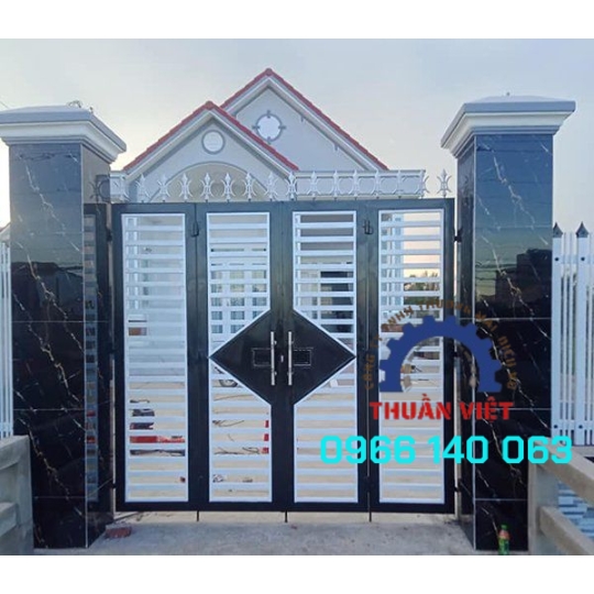 CỔNG SẮT GIÁ RẺ TẠI QUẬN 2