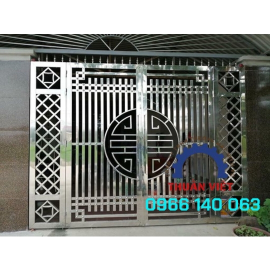 CỬA INOX 4 CÁNH GIÁ RẺ TẠI QUẬN NHẤT