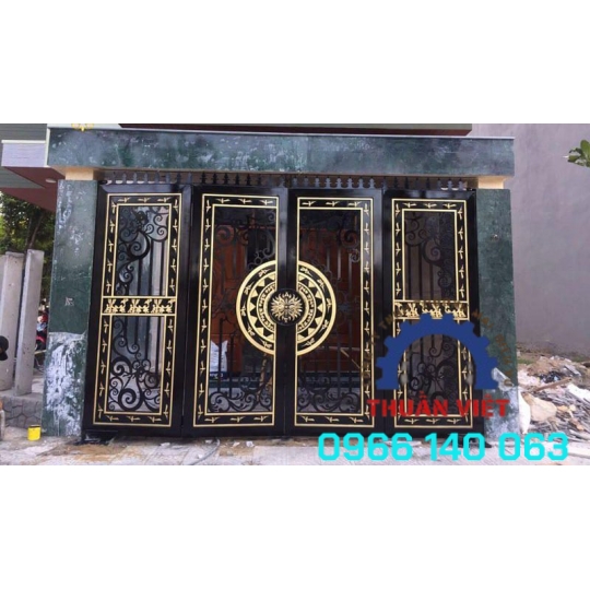 CỬA SẮT MỸ NGHỆ UỐN VĂN HOA CAO CẤP TẠI Q12 TPHCM