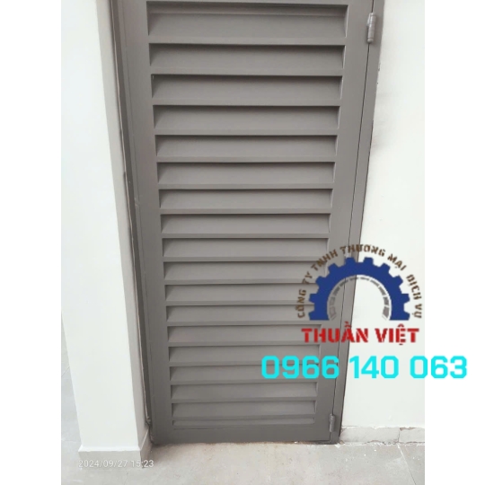 CỬA NHÔM XÁM CAO CẤP GIÁ RẺ HÓC MÔN