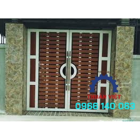 CỔNG SẮT GIÁ RẺ TẠI QUẬN 10 TPHCM