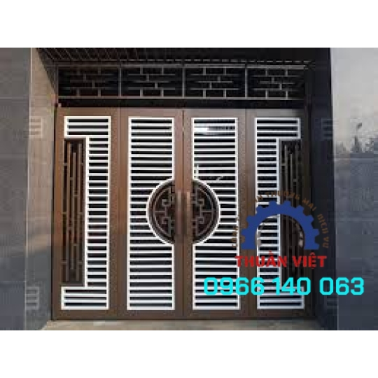 CỬA SẮT MẪU MỚI GIÁ RẺ TẠI QUẬN 2