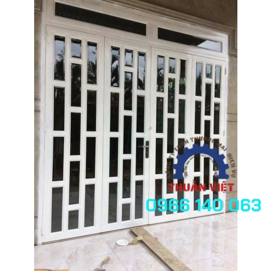 CỬA SẮT BỐN CÁNH MẪU CAO CẤP GIÁ RẺ TẠI TPHCM