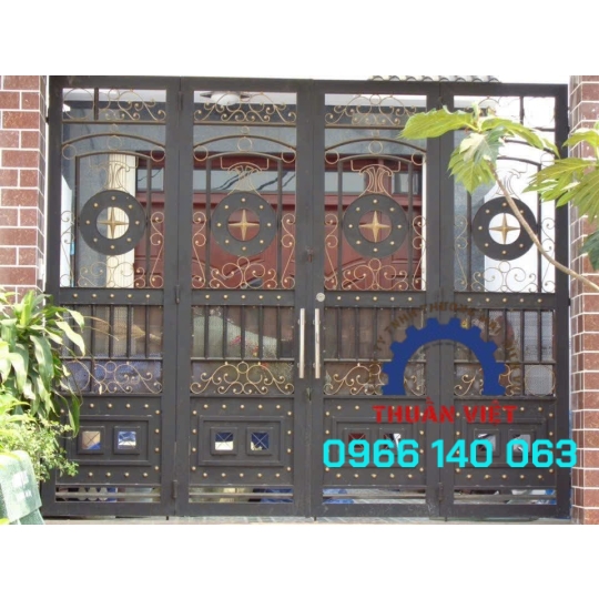 CỔNG CỬA SẮT ĐẸP GIÁ RẺ TẠI QUẬN 12 