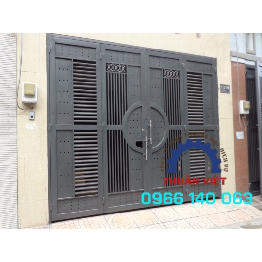 CỔNG CỬA SẮT ĐẸP GIÁ RẺ TẠI QUẬN 12 