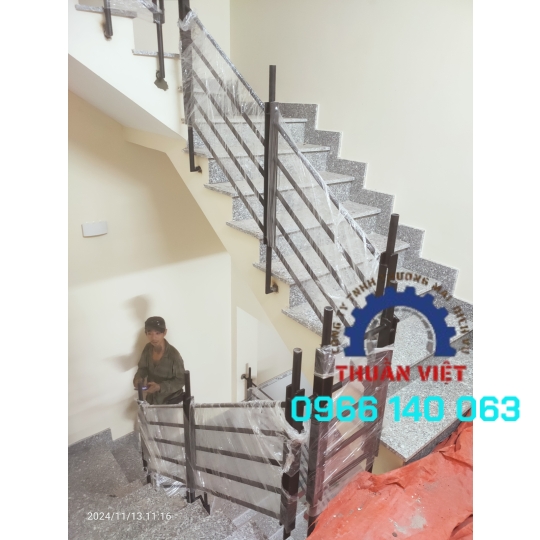 LAN CAN TAY BIN CẦU THANG TẠI GÒ VẤP GIÁ RẺ
