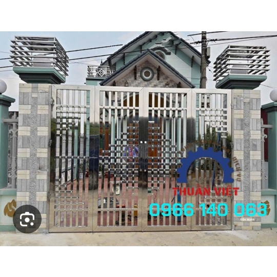 Cổng inox quan 6 TP HCM 