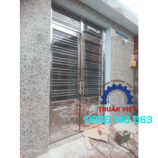 Cửa inox giá rẻ tại quận 12 tphcm 