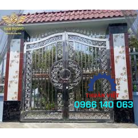 CỬA INOX 4 CÁNH GIÁ RẺ TẠI QUẬN 8