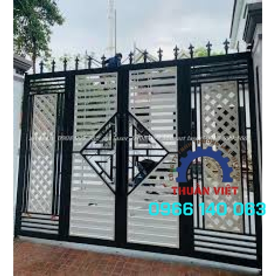 CỔNG SẮT ĐẸP GIÁ RẺ TẠI QUẬN 2 TPHCM