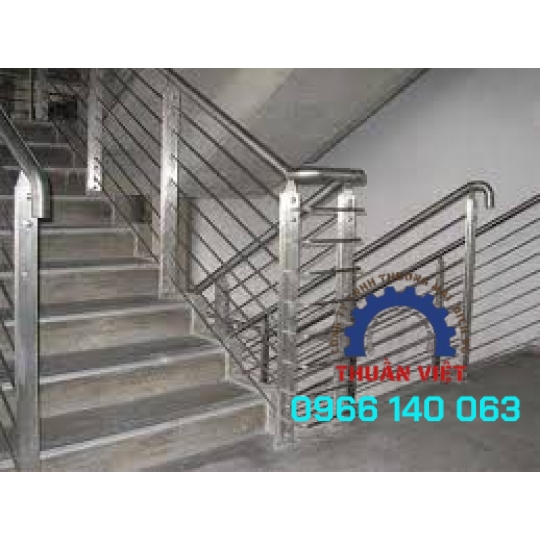 Tay vịn inox giá rẻ hcm