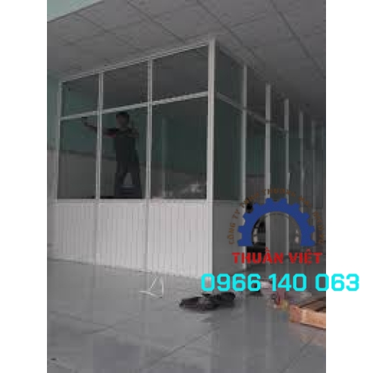 Vách ngăn giá rẻ Hóc Môn