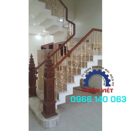 CẦU THANG SẮT MẠ ĐỒNG ĐẸP GIÁ RẺ NHẤT HÓC MÔN TPHCM