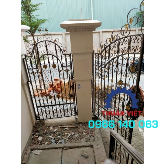 CỔNG SẮT MỸ NGHỆ GIÁ RẺ TẠI Q12 CM