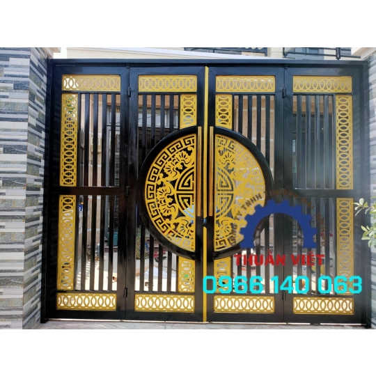 CỬA SẮT CNC ĐẸP, GIÁ RẺ TẠI Q12 TPHCM